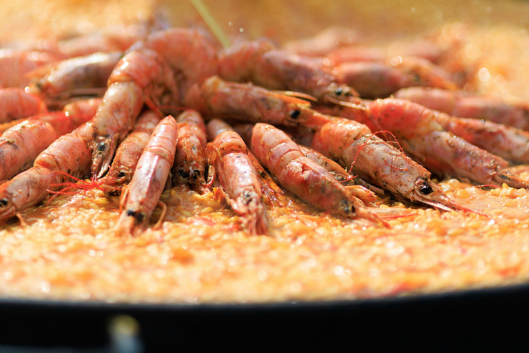 Mallorca: Market Tour, Sangria, and Paella Cooking Class