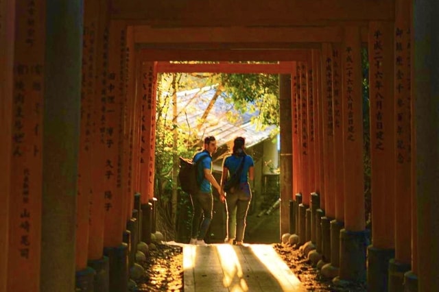 Kyoto Fushimi-Inari Night Walking Tour