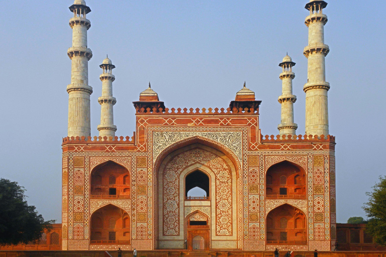 From Delhi: Taj Mahal Sunrise, Agra Fort & Akbar’s Tomb Tour Private Live Tour Guide only