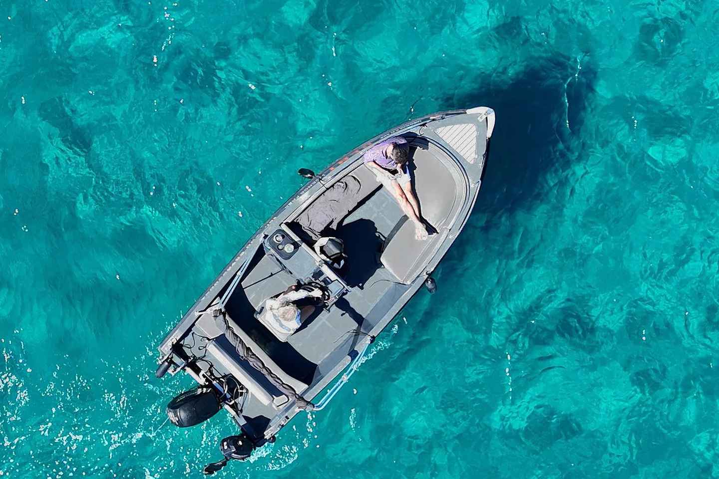 Paros: Full-Day Small Boat Rental with Self-Driving