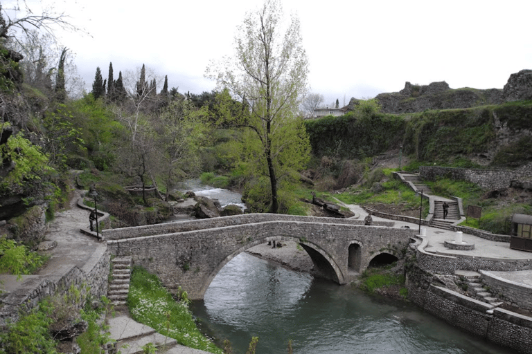 Viagem de carro a Podgorica, cidade de Doclea, degustação de vinhos, Cataratas do Niágara