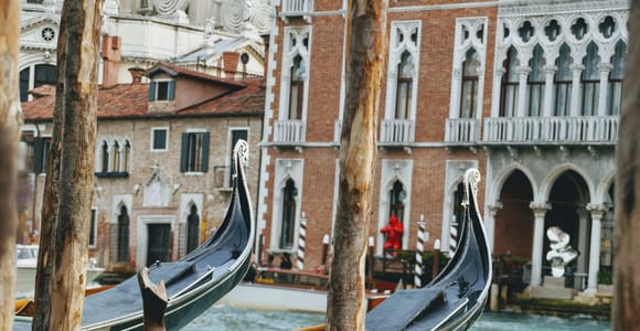 Venice: Private Walking Tour with Gondola Ride