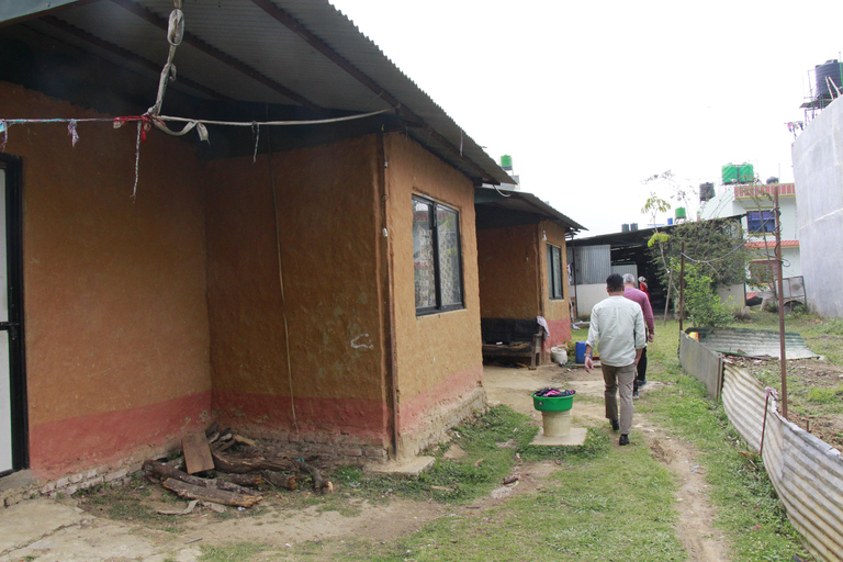 Kathmandu: Meeting Female Artisans and Shopping Experience Private