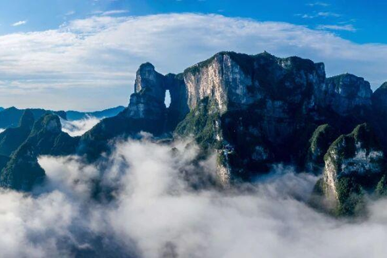 Zhangjiajie Heights: Glass Bridge & Tianmen Light Show