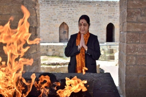 Świątynia ognia Ateshgah i wycieczka po Płonącej GórzePrywatna wycieczka