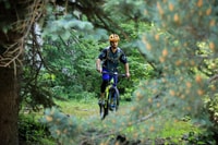 Self-Guided Mountain Bike Ride & Lunch in the Mountain Café - Housity