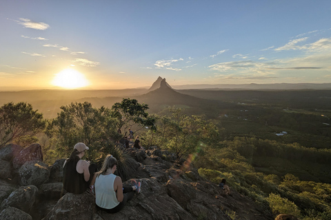 Brisbane: Eumundi Markets, Noosa Gems & Afternoon Cruise