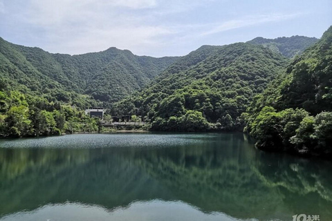 Shanghai: Hangzhou Tofu Ancient Trail Hiking by Train