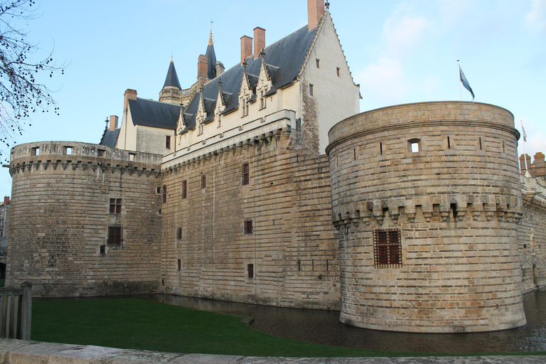 Visita Nantes como un lugareño