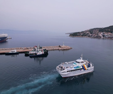 Depuis Cesme : Transfert en ferry vers Chios