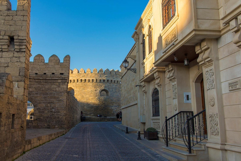 Baku: Old City Guided Walking Tour (Private or Group)