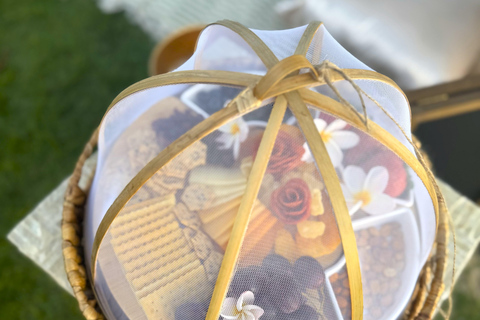 هونولولو: نزهة فاخرة على شاطئ البحر ورسمهونولولو: نزهة فاخرة على شاطئ البحر وتجربة الرسم