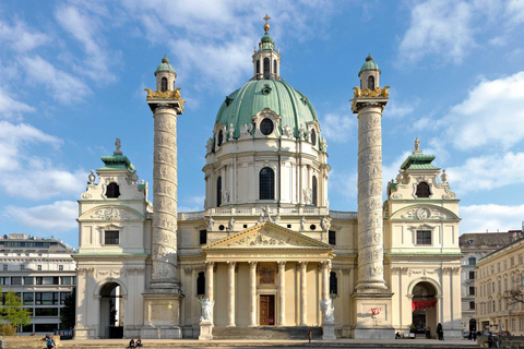 Viena: ingresso para a Karlskirche com terraço panorâmico