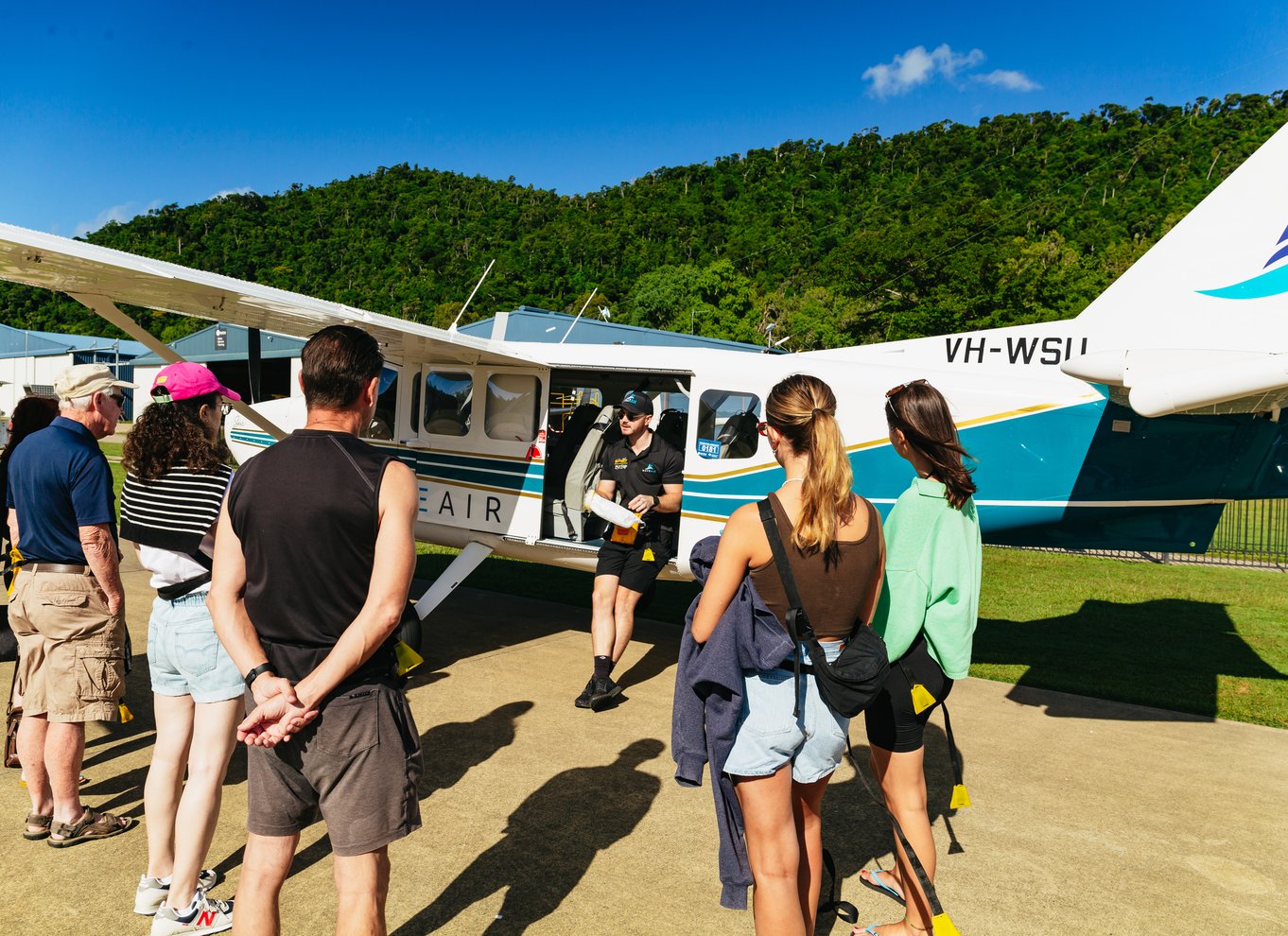 Fra Airlie Beach: Whitsundays Scenic Flight med afhentning