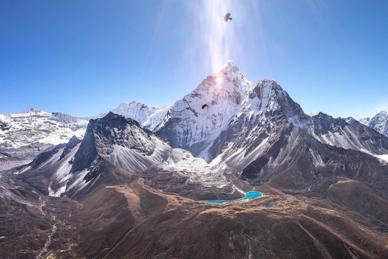 Lobuche Ostgipfel über Everest Base Camp
