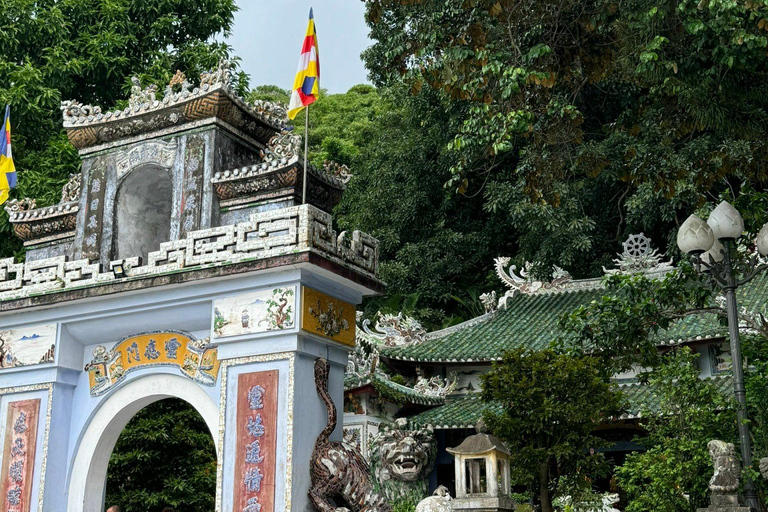 Tour gastronómico de rua em Da Nang Tour particular com guia de turismo LGBTPasseio de mota