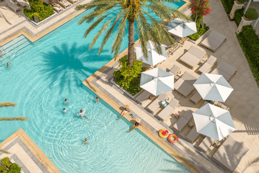 West Palm Beach: Tageskarte für den Pool im Hilton. Foto: GetYourGuide West Palm Beach: Tageskarte für den Pool im Hilton. Foto: GetYourGuide