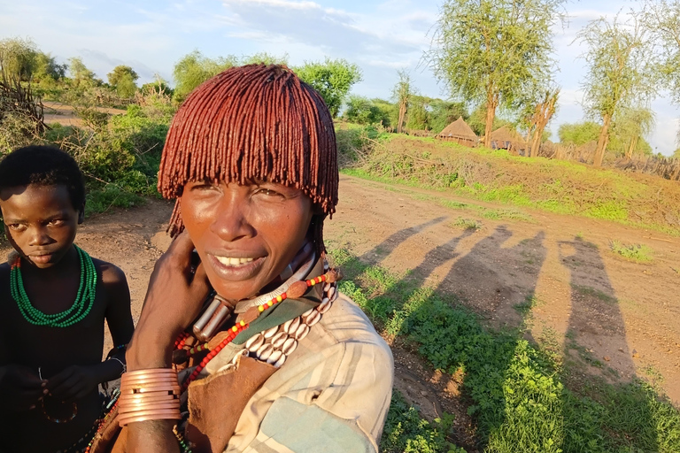 5-Day: Omo Valley & Borena Tribal tour from Jinka to Yabelo