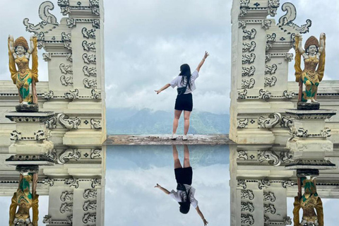 Best of East Bali: Gate of Heaven, Besakih & Water Palace