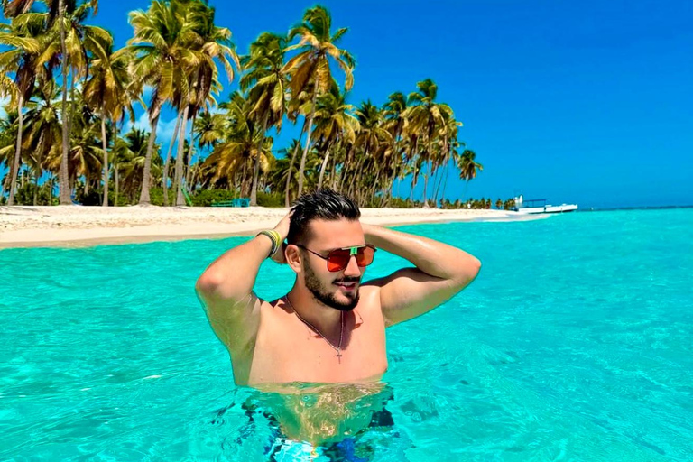 Punta Cana: Saona Island Exclusive Private Beach, Open Bar & Premium Lunch