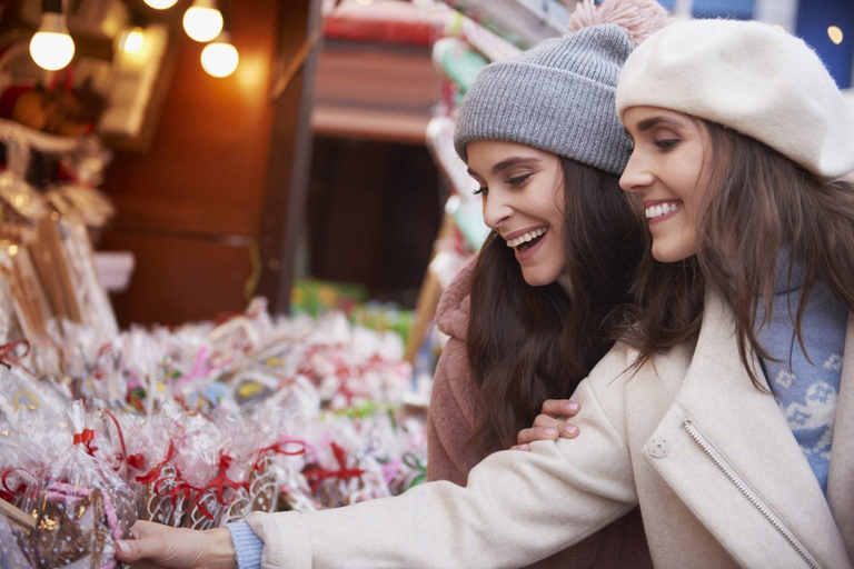 Esplendor natalino: Uma excursão a pé de Natal em CharlestonEsplendor natalino: Um passeio a pé de Natal em Charleston