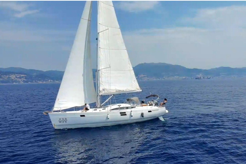 Genoa: Premium Private Sailing Day with Lunch and Swim