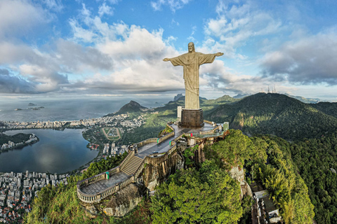 Prywatna wycieczka helikopterem - Rio de Janeiro w 20 minutPrywatna wycieczka helikopterem – 20 minut (transfer com)