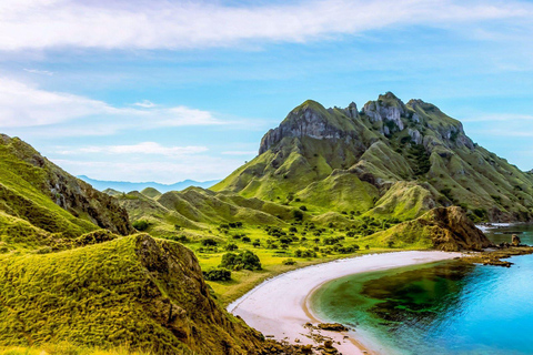 From Labuan Bajo: 3-Day Komodo Islands Boat Tour with Meals