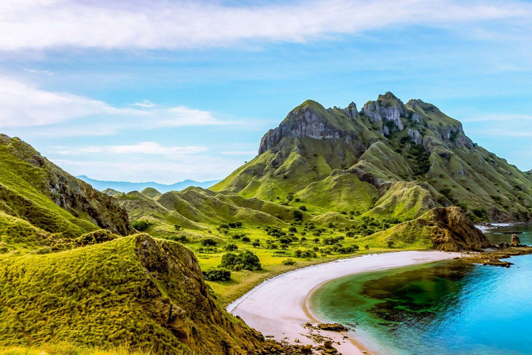 From Labuan Bajo: 3-Day Komodo Islands Boat Tour with Meals