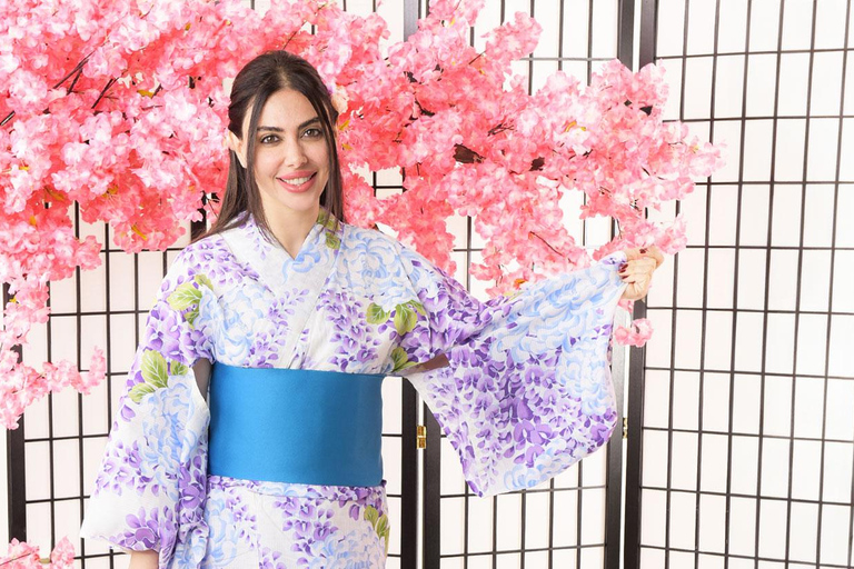 Sesión fotográfica con kimonoFotografía de interior en kimono