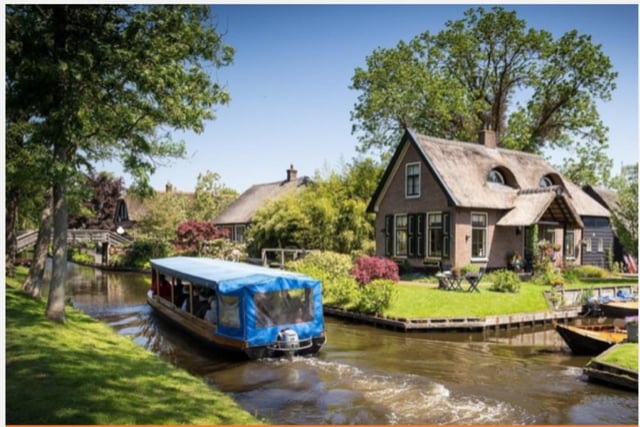 Day Tour Giethoorn village and Windmills of Zaanse Schans