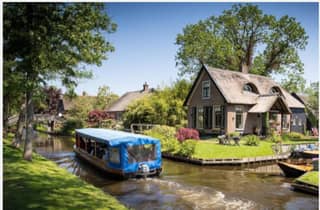 Tagestour zum Dorf Giethoorn und zu den Windmühlen von Zaanse Schans