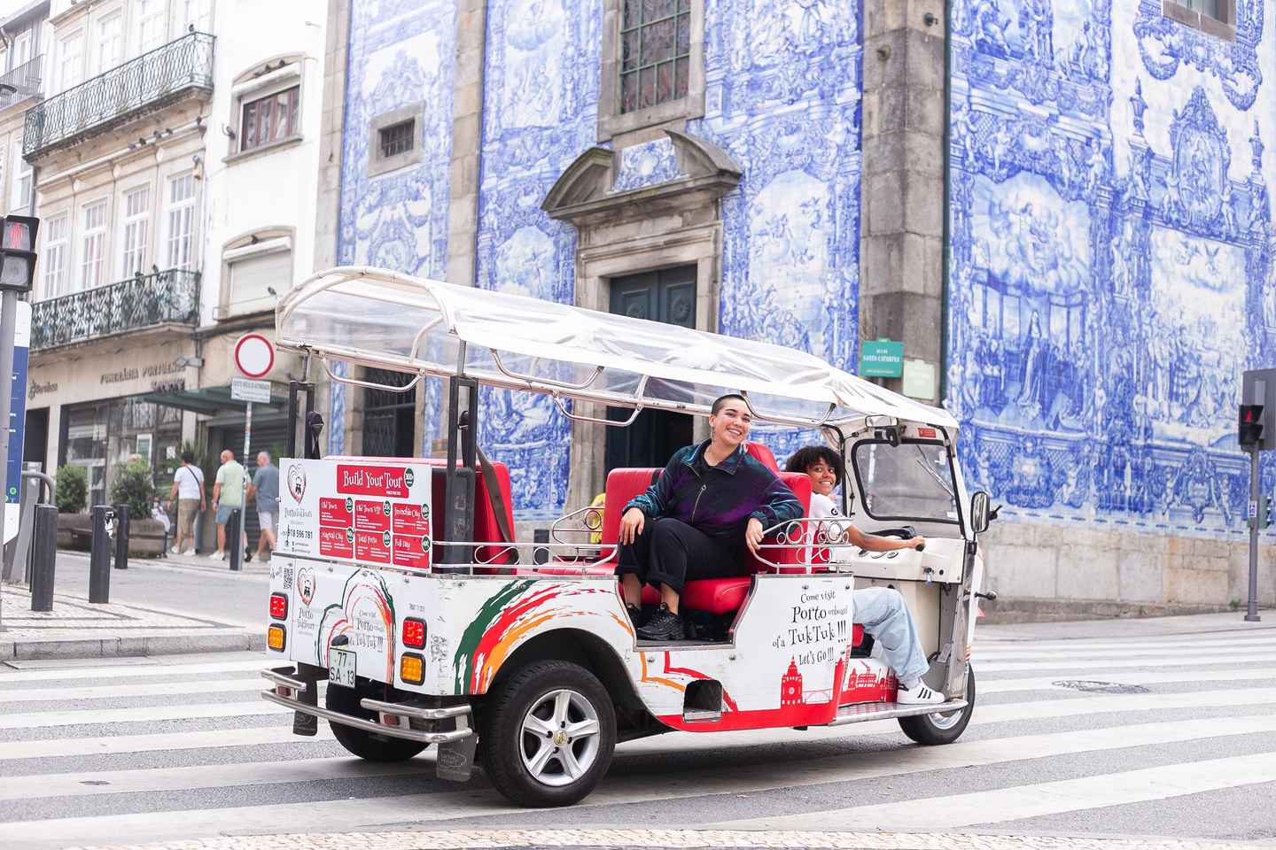 Oporto Tuk-Tuk Tour: Fast, Fun & Flexible – 1H to Full Day!