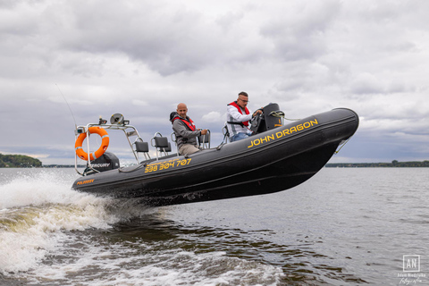 Warsaw: Exciting 1h Speedboat Tour on the Vistula River