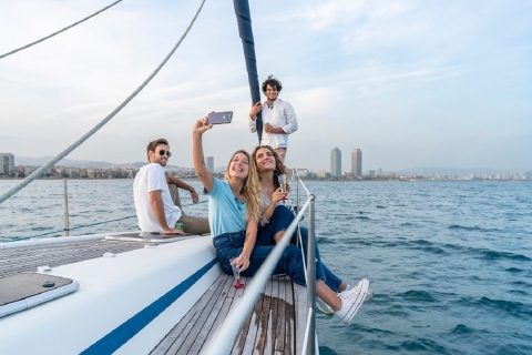 Barcelona: Abenteuer auf einem Segelboot