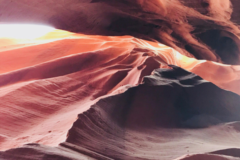 Page: Antelope Valley Wind Pebble Canyon Tour 2-Hour Tour