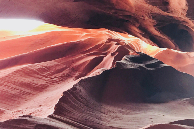 Page: Antelope Valley Wind Pebble Canyon Tour 2-Hour Tour