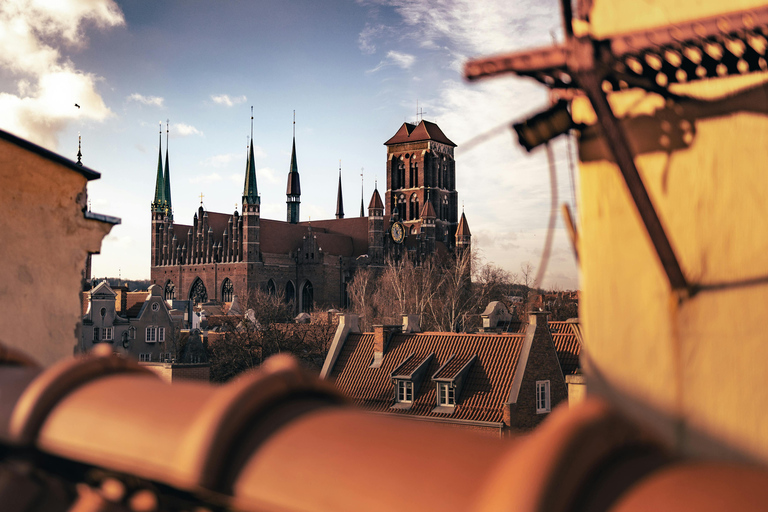 Gdańsk: Old Town Walking Tour with a Monk Guide Gdańsk: Old Town Walking Tour with a Monk Guide in Polish