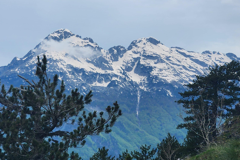 阿尔巴尼亚周边 10 天导游游（半食宿基地）