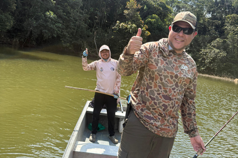 Guatapé: All-inclusive private fishing experience (24-hour advance booking) Guatapé: All-inclusive sport fishing experience (24-hour advance booking)