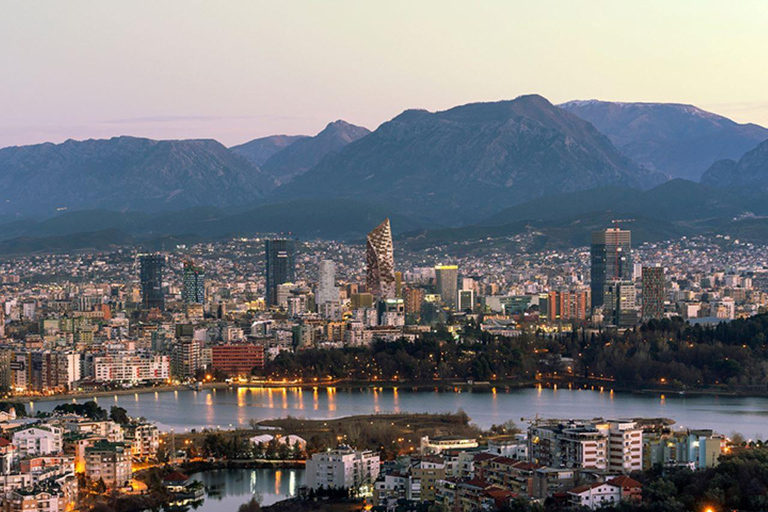 Tirana : Visite guidée des joyaux historiquesBijoux de Tirana