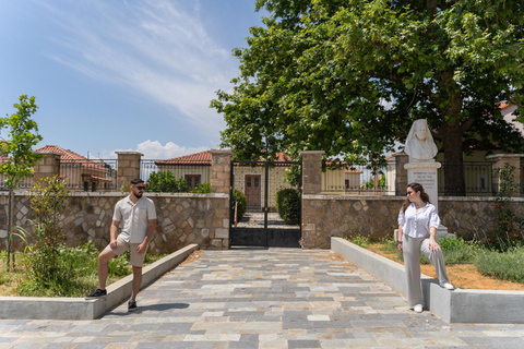 Kalamata: Private Photoshoot at Old Town