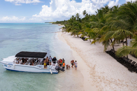 Punta Cana: Saona Island Tour with Lunch and Drinks