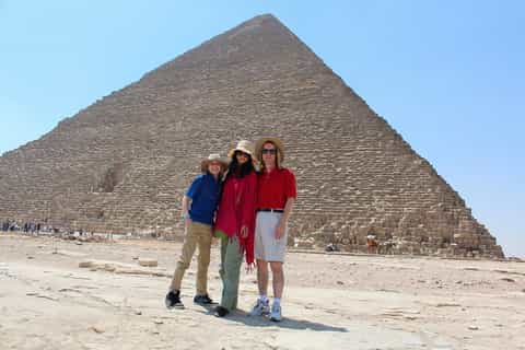 Giza Pyramids and Sphinx: Half-Day Private Tour