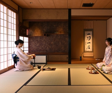 Kyoto: Te-seremoni med kimono og fotoshoot