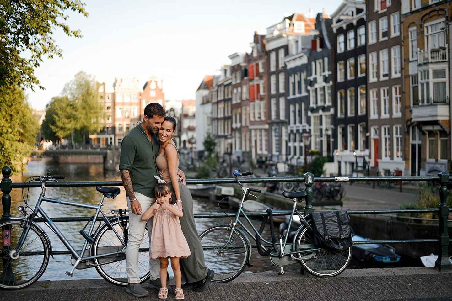 Amsterdam: Private Photoshoot in iconic locations