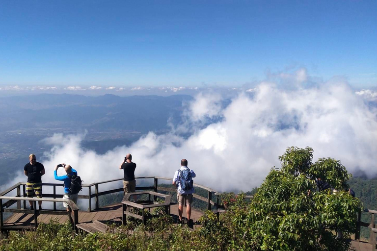 Chiang Mai: Excursión de un día al Parque Doi Inthanon con caminata por Kew Mae PanLa Visita Regular incluye Comida y Entradas