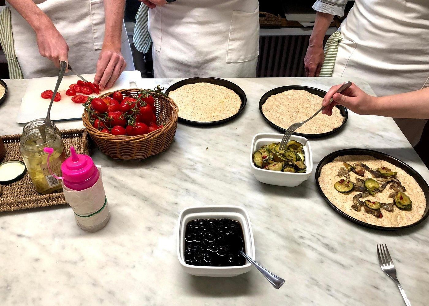Authentischer Kochkurs in Cortona: Pizza, Pasta und Mahlzeit
