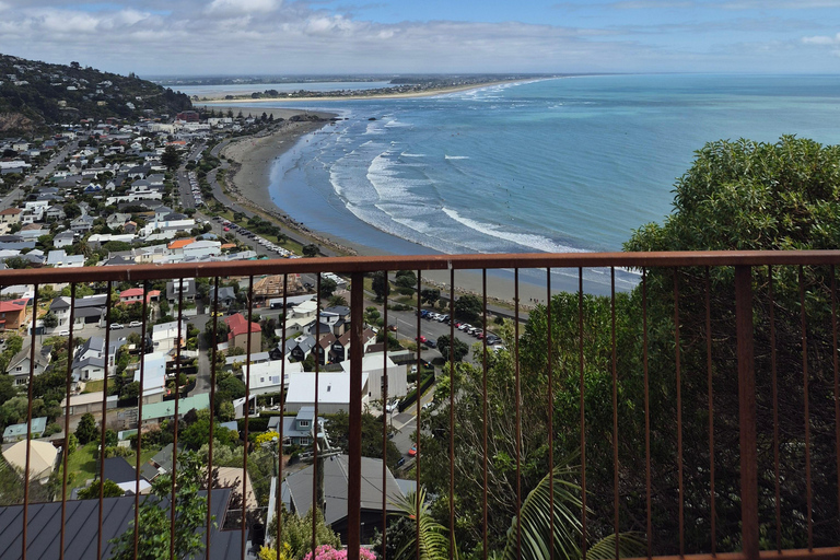 Christchurch Private Scenic Highlights Tour with Local Guide
