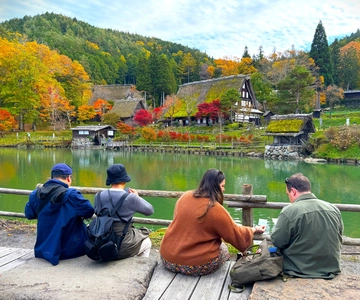 Takayama: Hida Folk Village rondleiding met bustour